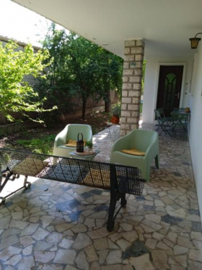 Les Sycomores Appartement privé avec jardin